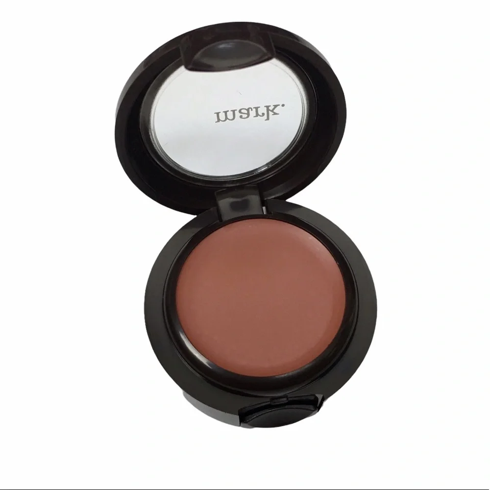 mark. Whisper Kiss Sheer Cream Lip Color Sheer Peach Avon
